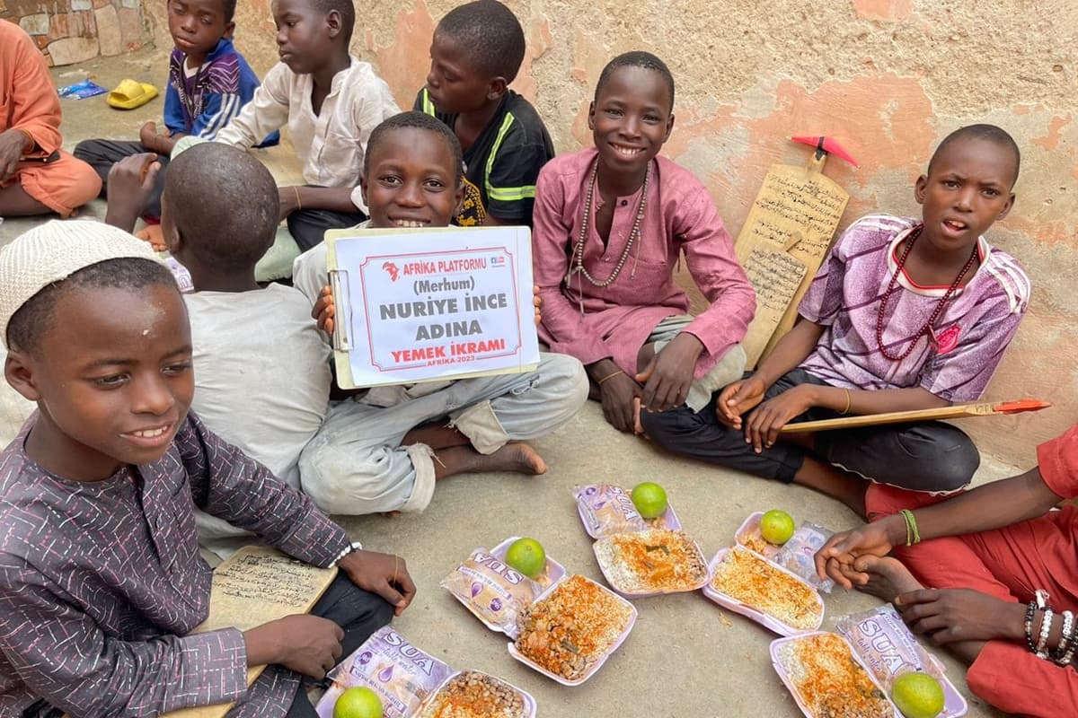 Afrika’da Yemek Organizasyonlarımıza Katılın