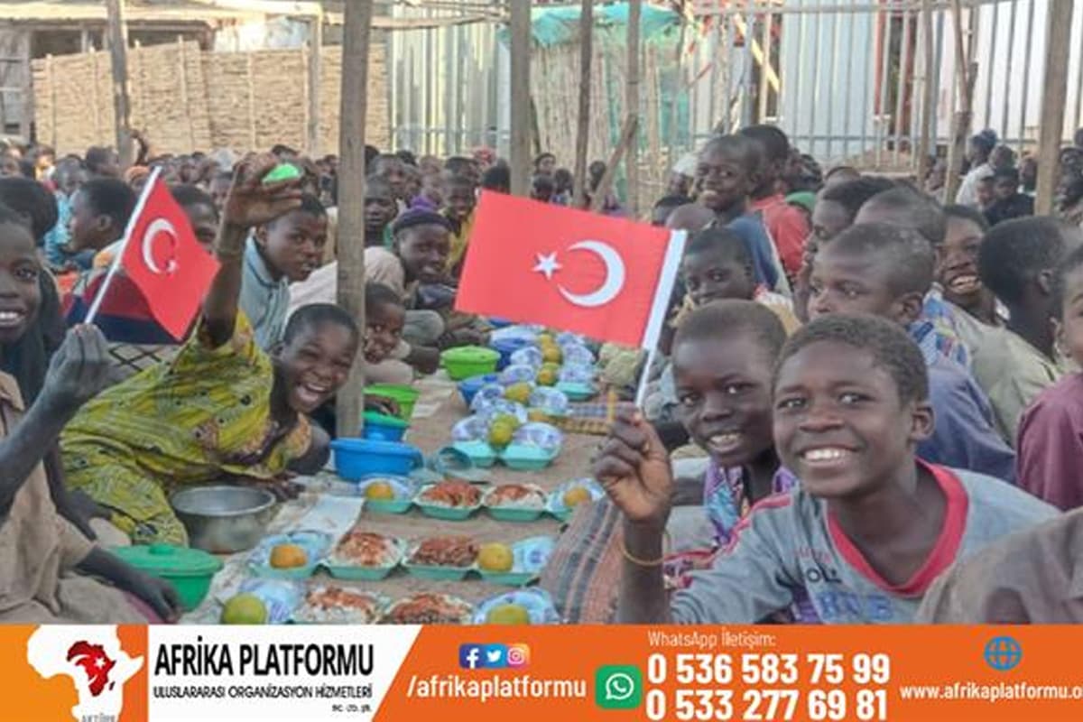 Afrika'da Yemek Yardımının Faziletleri