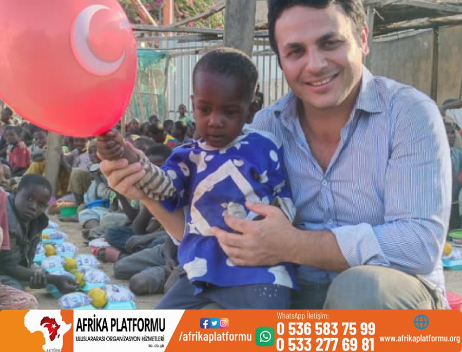 Afrika'da Yemek Yardımı